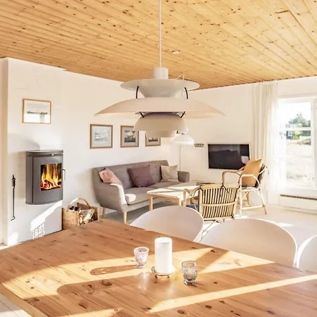 4 Person In Skagen-by Traum * Skagen